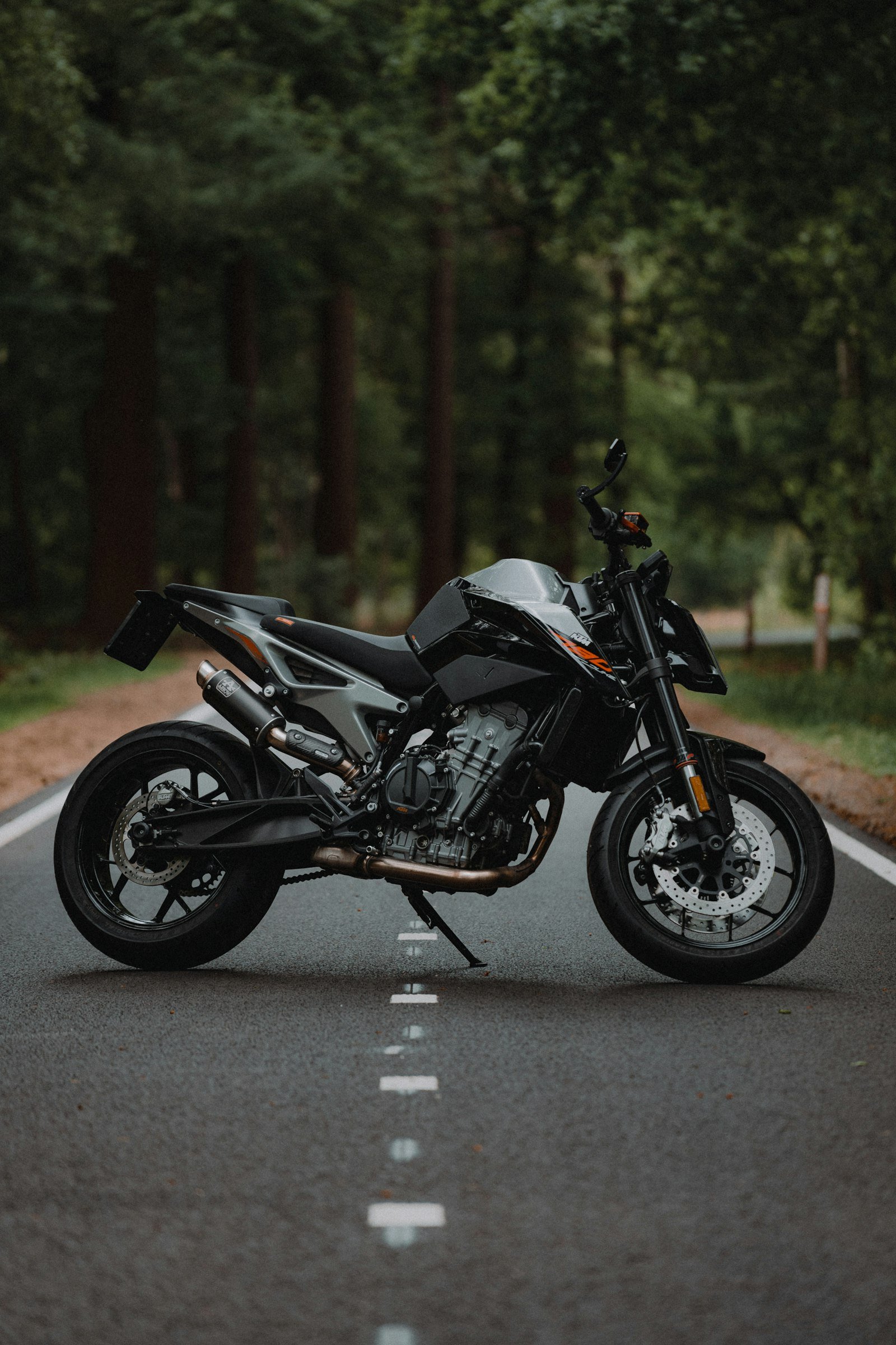 Ducati Monster 937 — foto 1